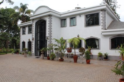 Main house SE facade